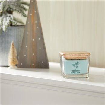 Cozy Cashmere & Pine