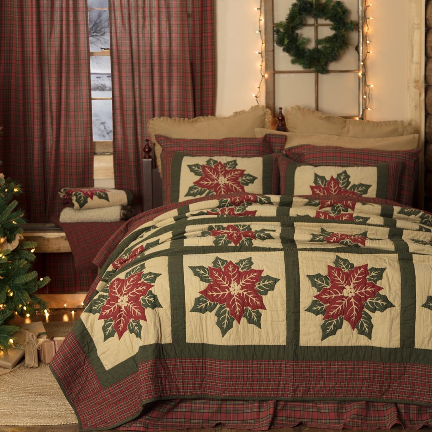 National Quilt Museum Poinsettia Block