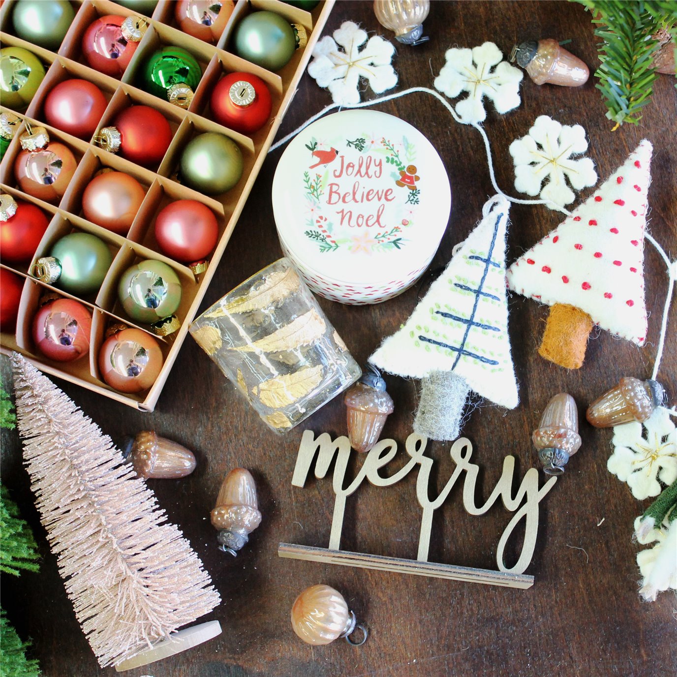 Holiday Decor and Gifts