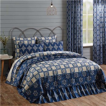 Paloma Indigo King Quilt 105Wx95L