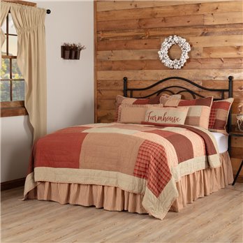 Rory Schoolhouse Red King Quilt 105Wx95L
