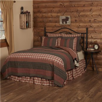 Beckham Queen Quilt 90Wx90L