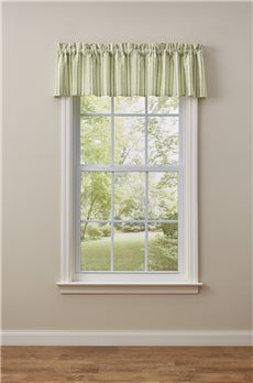 Boxwood Valance 72X14