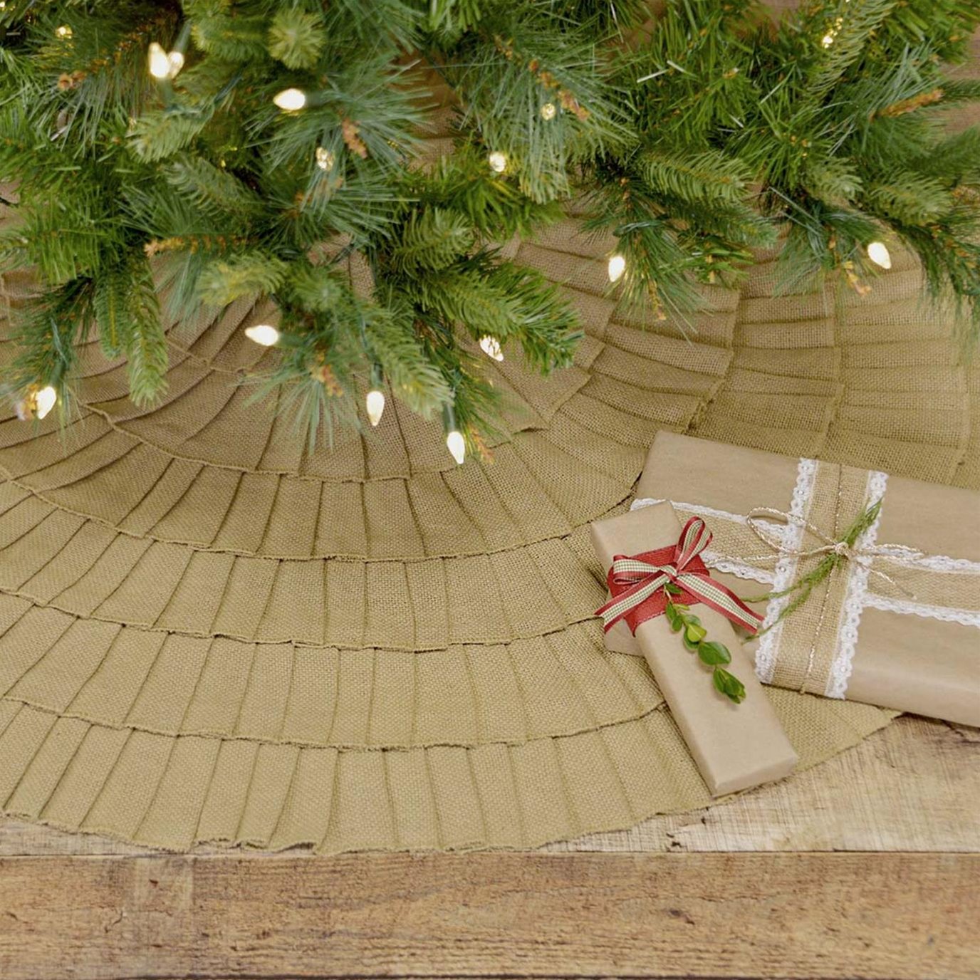 Natural Tree Skirt 