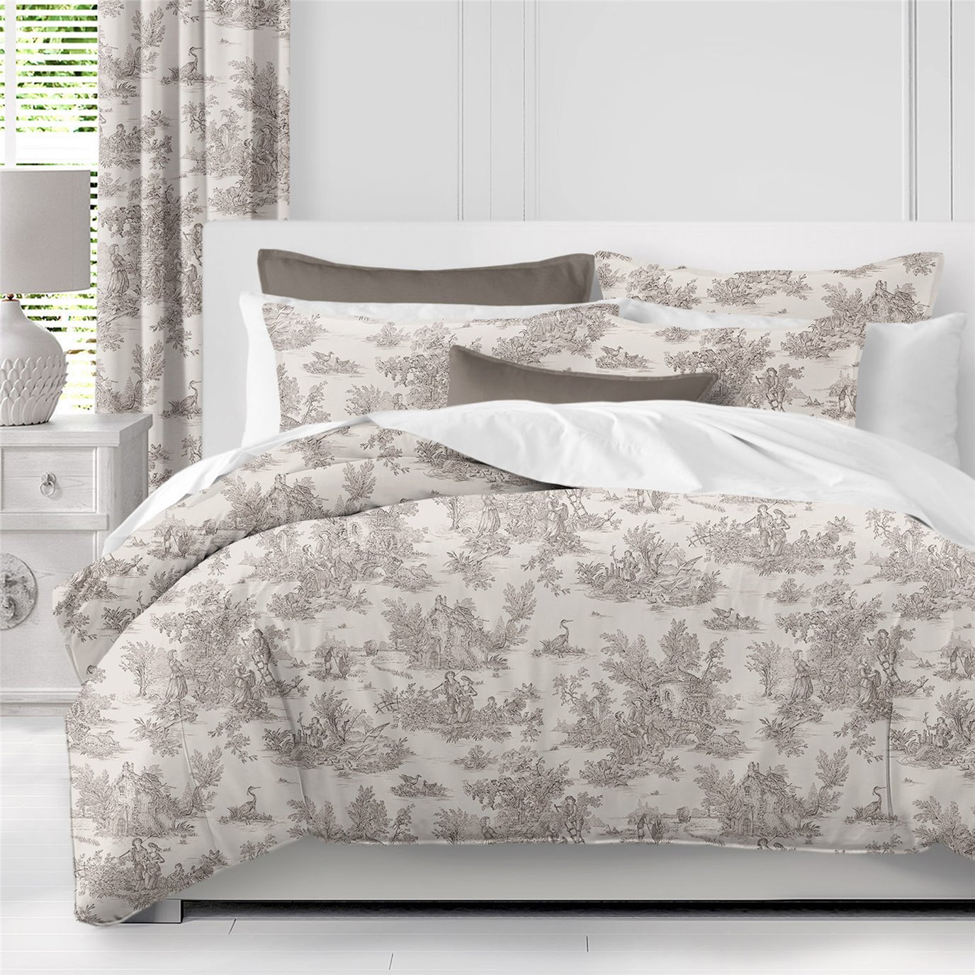 Bouclair Beige Comforter and Pillow Sham s Set Size King
