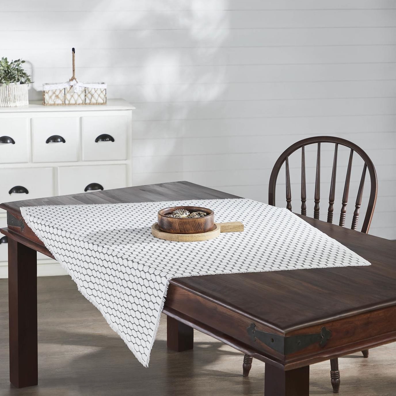 Down Home Table Topper 40x40