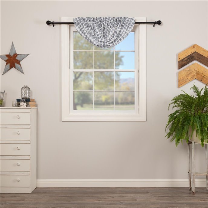 Sawyer Mill Blue Plaid Balloon Valance 15x60 Thumbnail