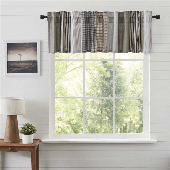 Ashmont Patchwork Valance 19x90 Thumbnail