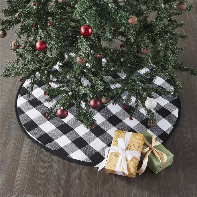 Annie Black Check Tree Skirt 36 Thumbnail