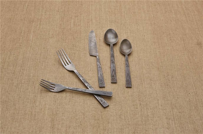 Bear Tracks Flatware Set/5 Thumbnail