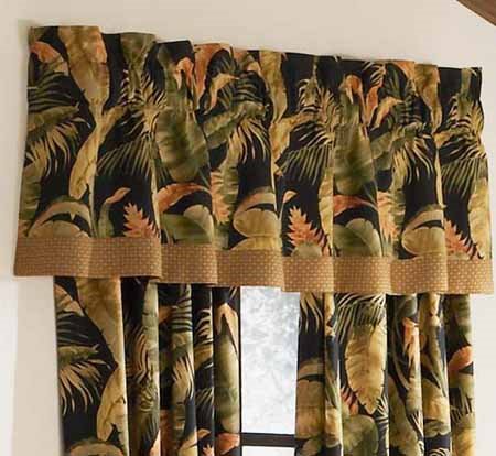 La Selva Black Tailored Valance Thumbnail